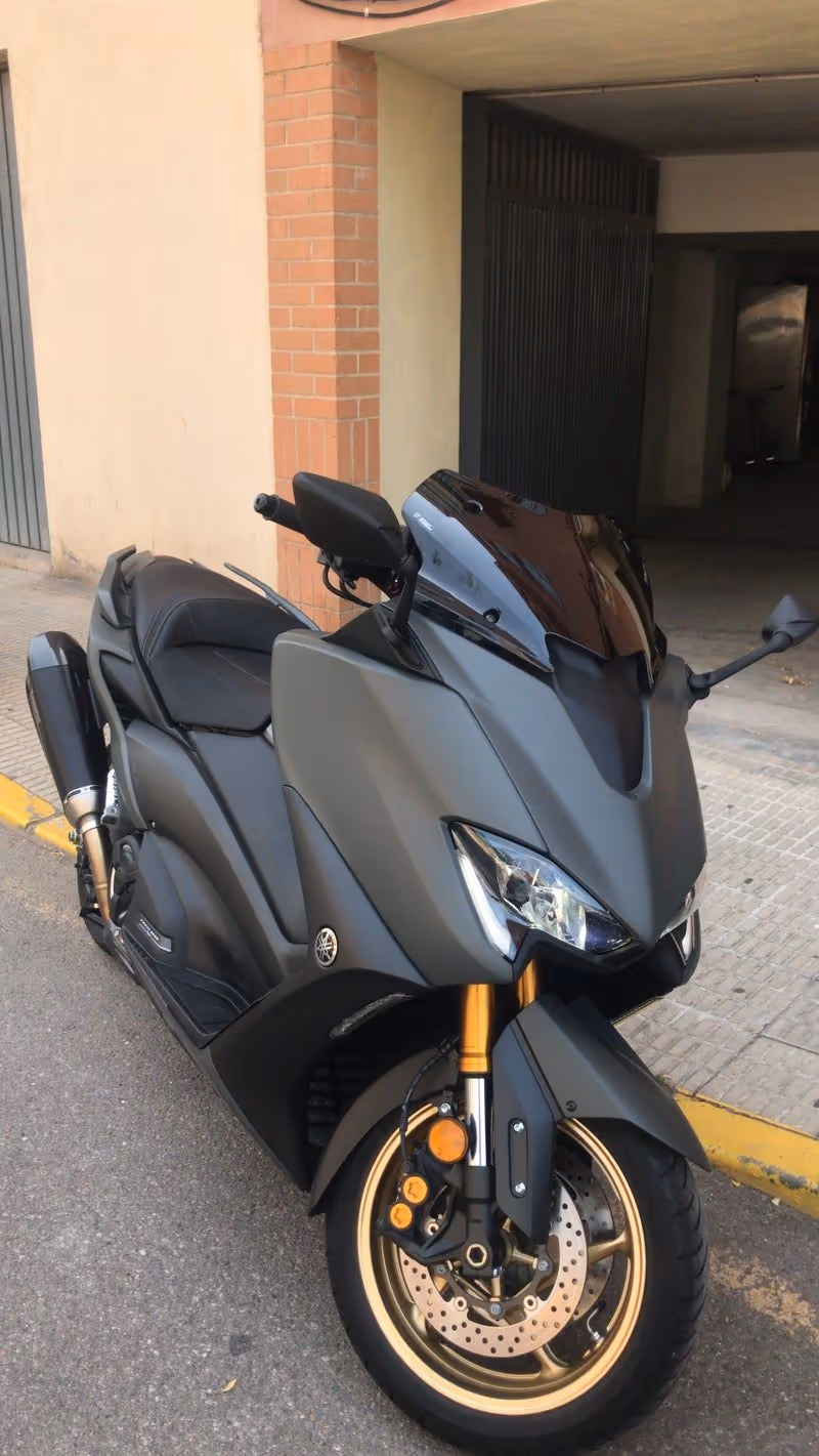 Yamaha X-Max 125 miniature 2